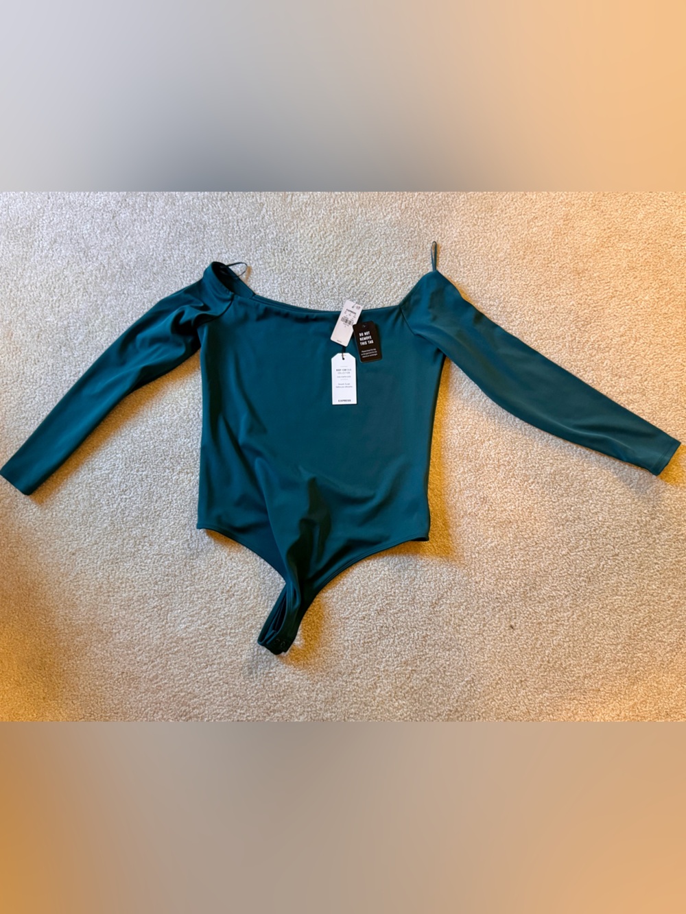 Express Body Contour Off-the-Shoulder Bodysuit – NWT